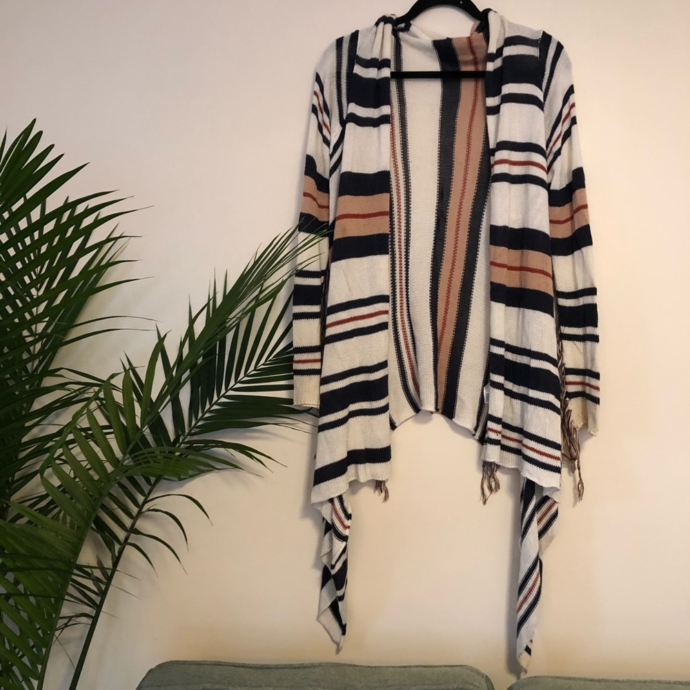 Fringe sweater